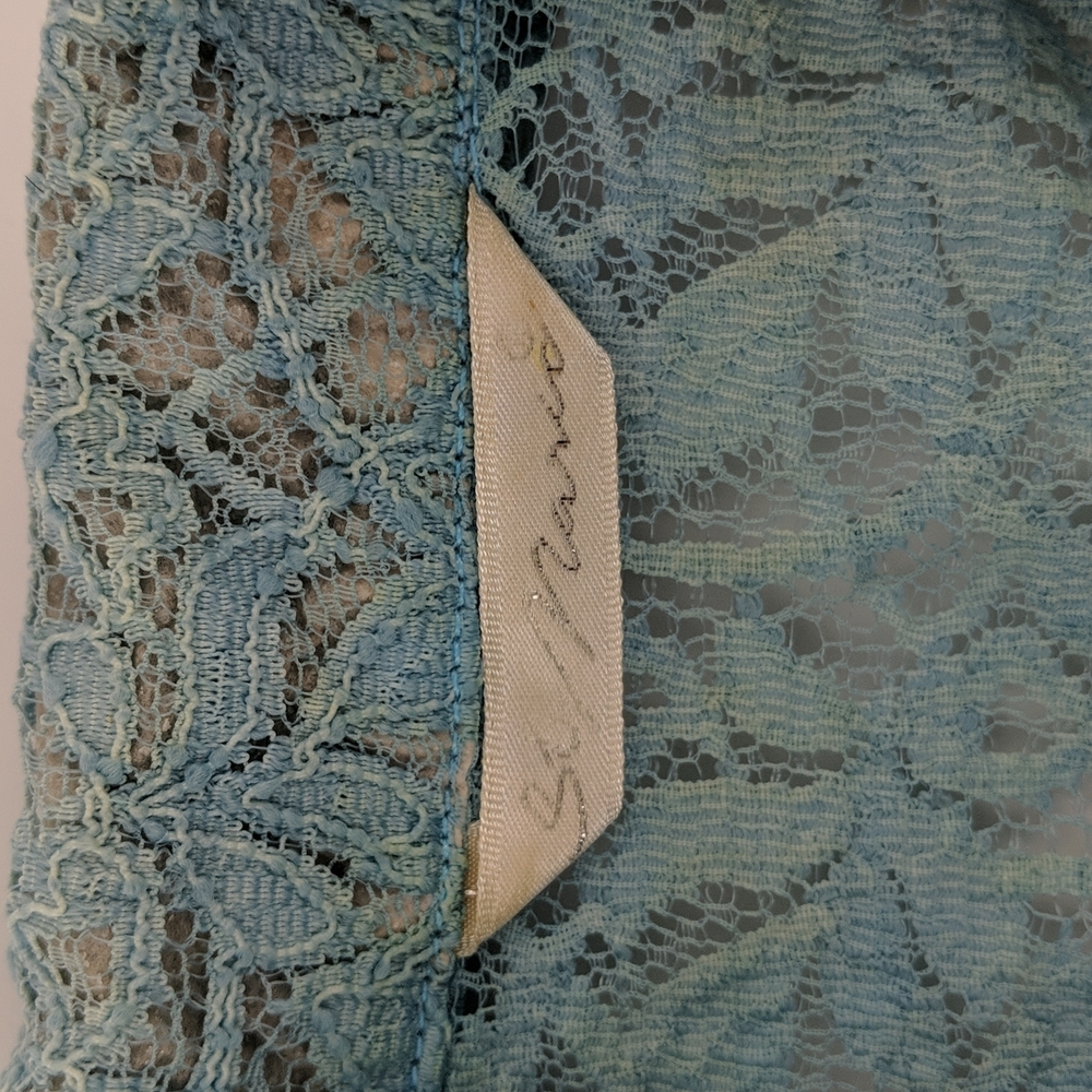 St Mario Women's Top Size Medium Blue Sheer Lace Long Sleeve Button Front Collar - Picture 11 of 13